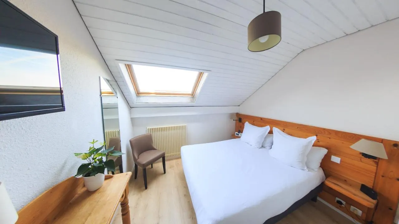 Logis Hotel Annecy Nord / Argonay